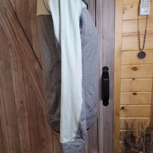 PINK Victoria’s Secret Athleisure Running Jacket 1/4 Zip Mint Green Gray Medium - Picture 6 of 7